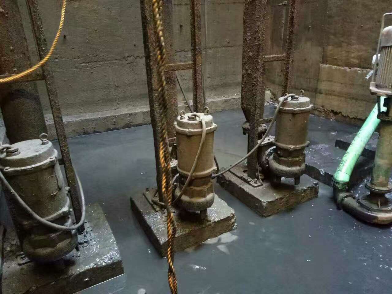 玉环污水池清理